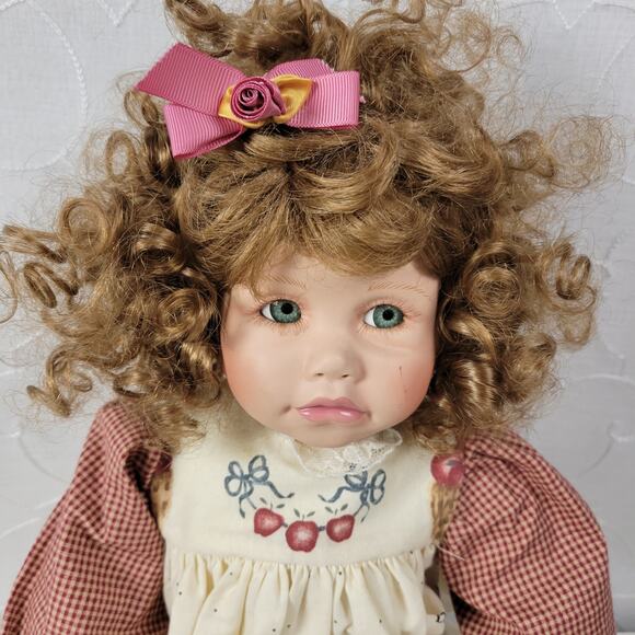 Vintage Norma Rambaud & Wendy Crawford 1991 Porcelain Doll Blue Eyes Curly Hair - Picture 6 of 16